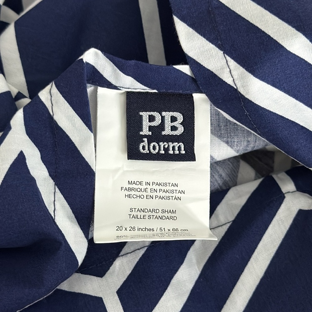 Pottery Barn Dorm/Teen duvet, sham twin blue navy white geometric pattern. - Picture 6 of 8